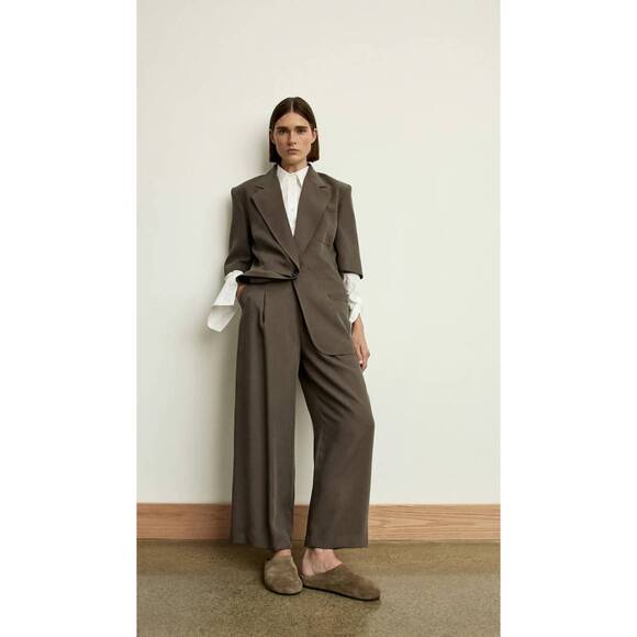 NEW SMYTHE short sleeve oversized blazer in mink